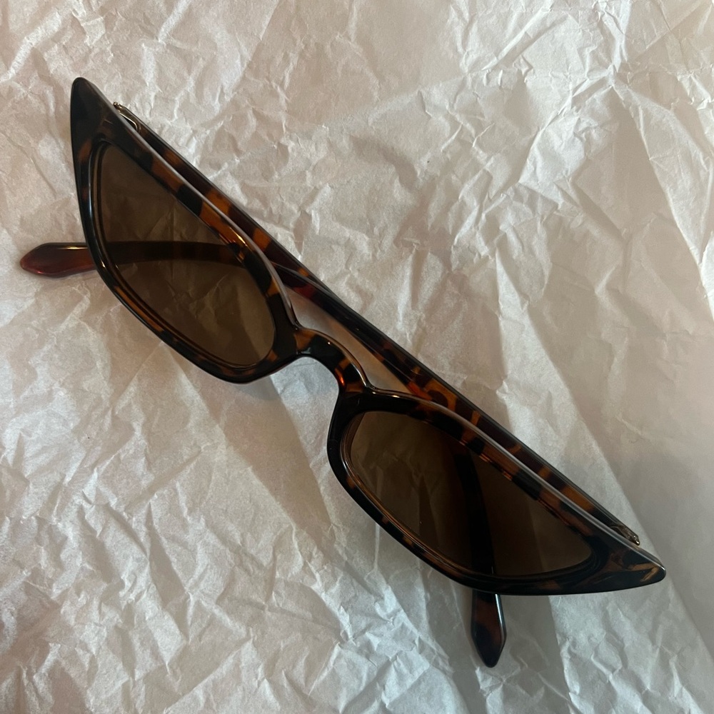 Tortoise Shell Cat Eye Sunglasses